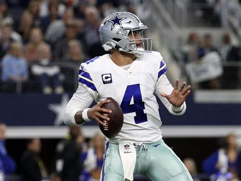 is dak prescott still with the cowboys